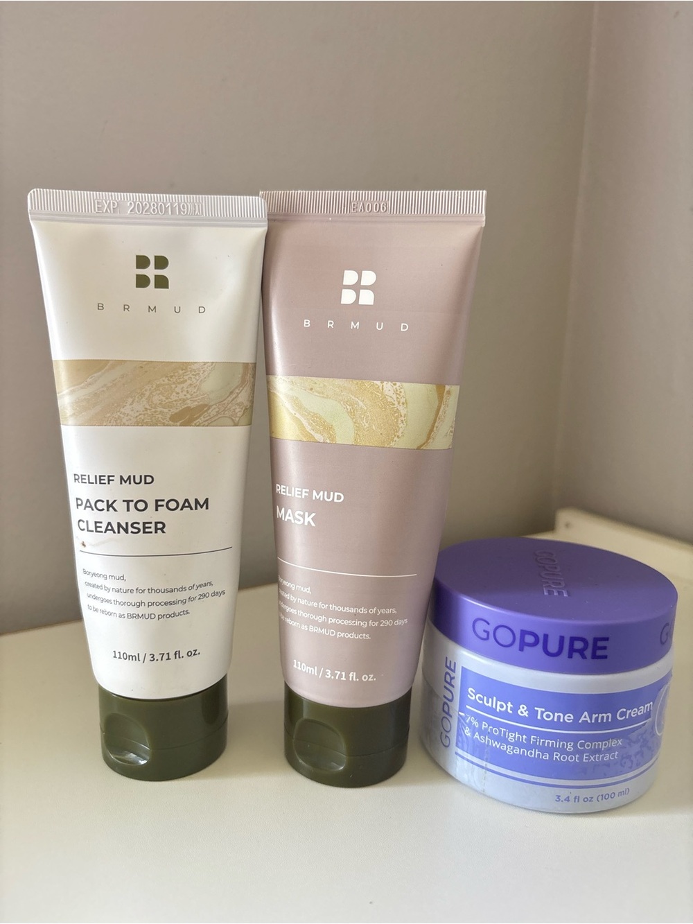 BRMUD Relief Mud Pack to Foam Cleanser & Mask - White & Mauve
